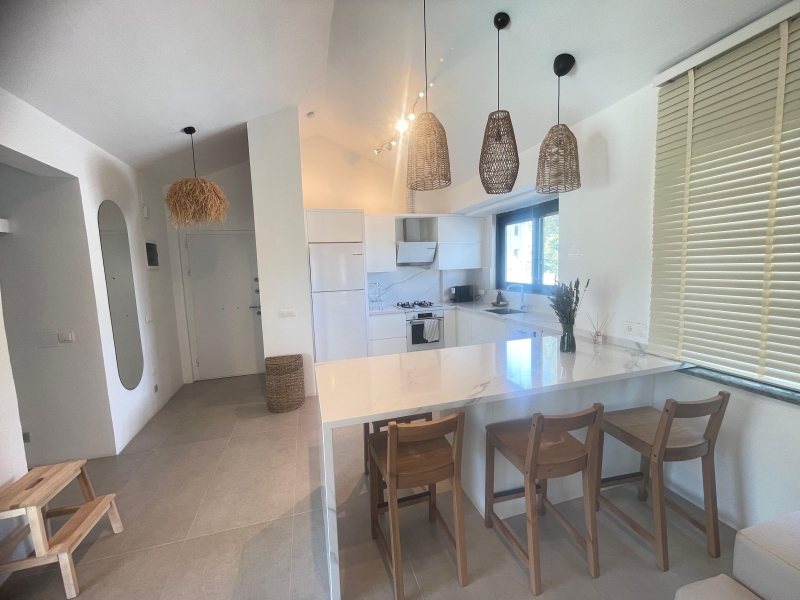Villa S